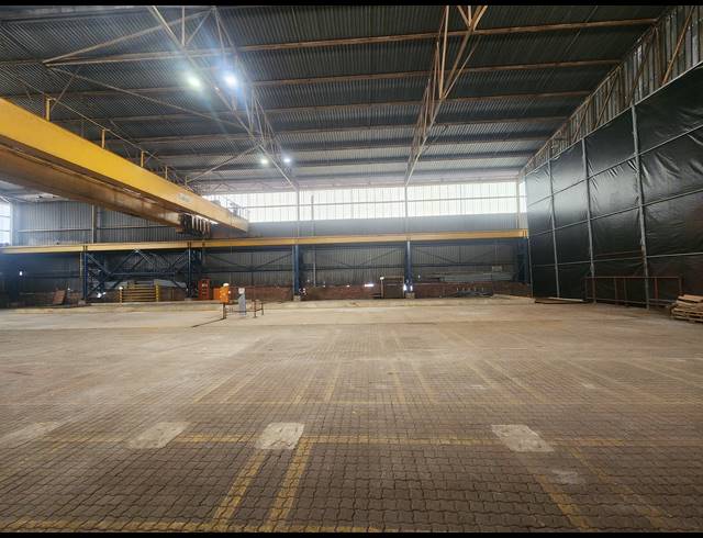 1,250M² FACTORY TO LET IN ROODEKOP